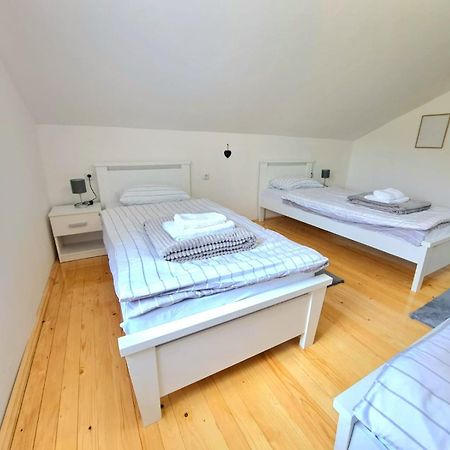 Sobe Zizi Bed & Breakfast Jajce Exterior photo