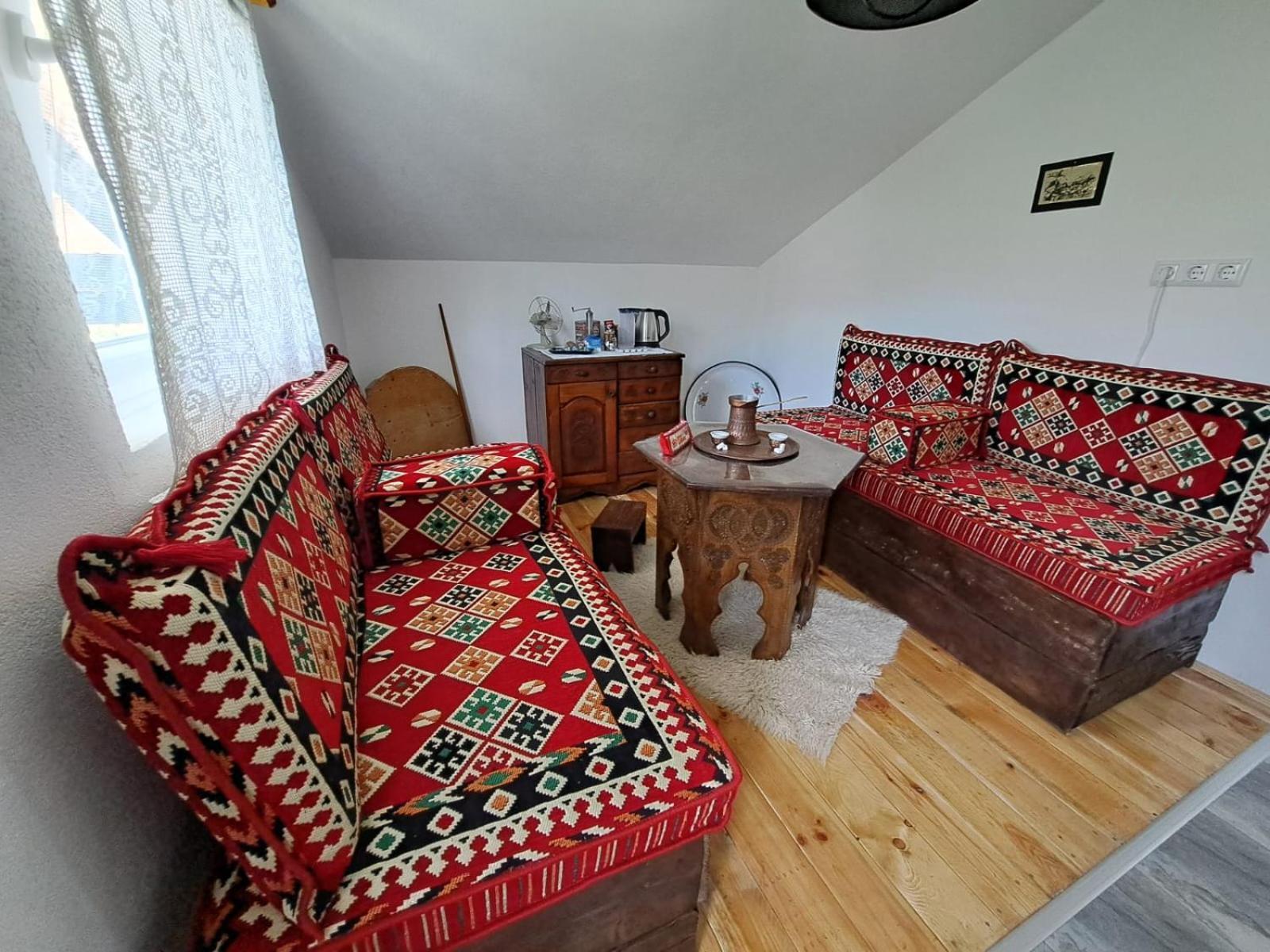 Sobe Zizi Bed & Breakfast Jajce Exterior photo